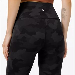 Lululemon Wunder Under 21” Camo